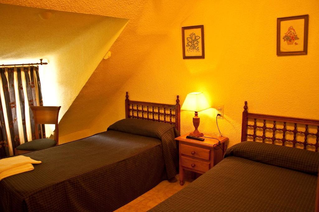 Hostal Aribel Longinos 세르세디야 객실 사진